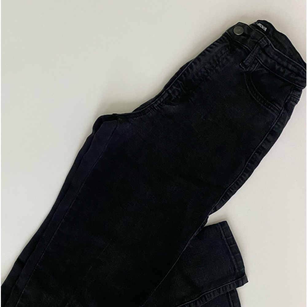 High waisted black jeans